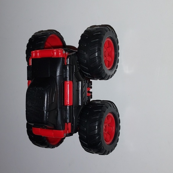 5 Small Vehicles - Picture 2 of 6